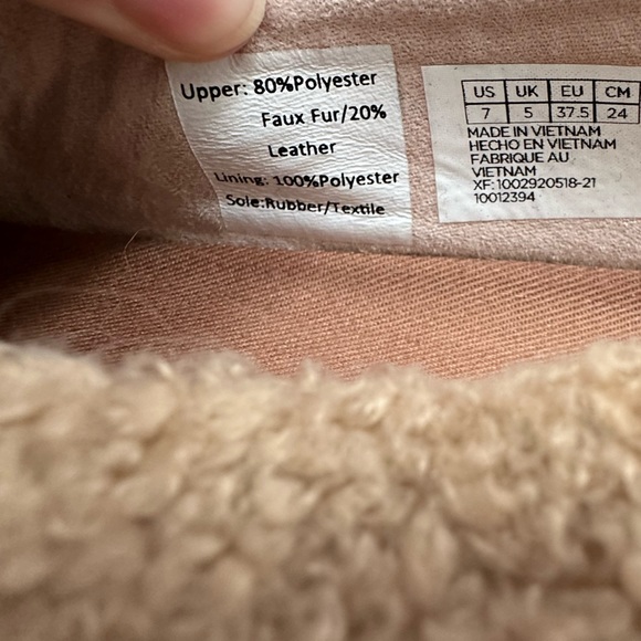 Toms NWOB Blush Color Sunset Faux Shearling Fuzzy Furry Slip On Boat Shoes sz 7 - Picture 13 of 13